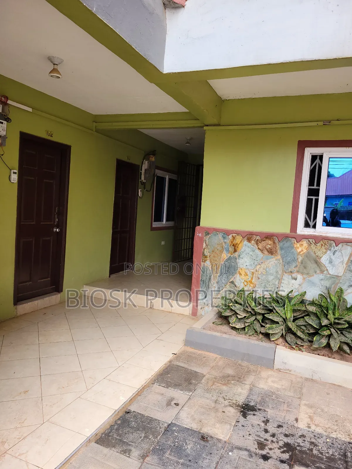 1bdrm Apartment in Biosk Properties, Malejor for rent