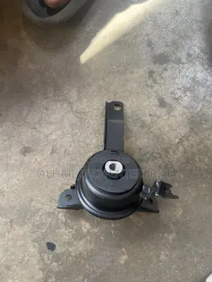 Corolla 2001-2002 Engine Seat