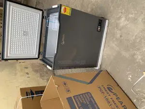 Stanch Pearl 150liters Chest Freezer