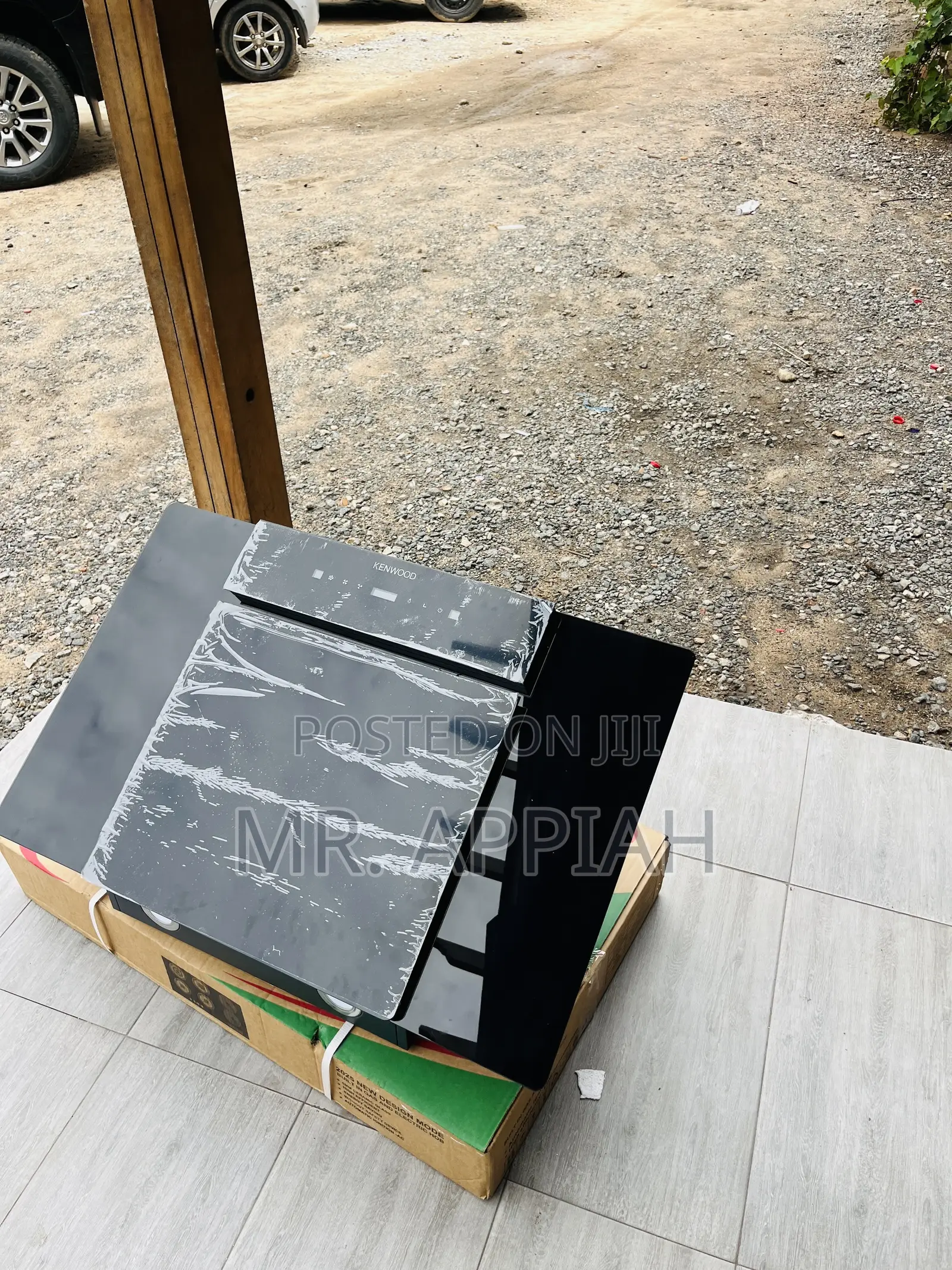 Most Reliable Kenwood 90cm Electric Range Hood(Black).