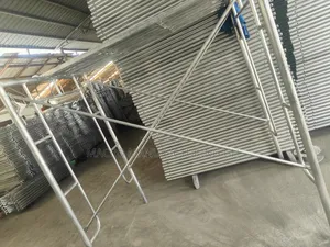Scaffolding Brace Crossing