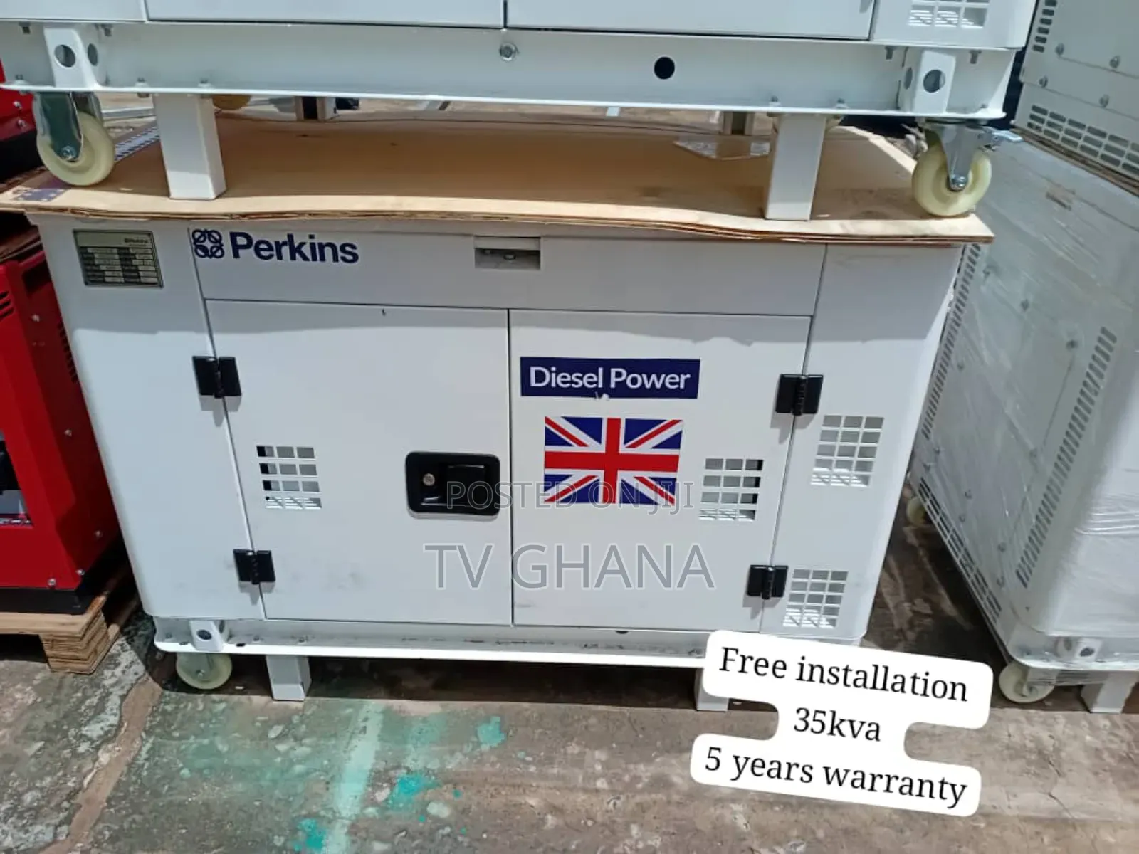 Crown Panel 35kva Perkins