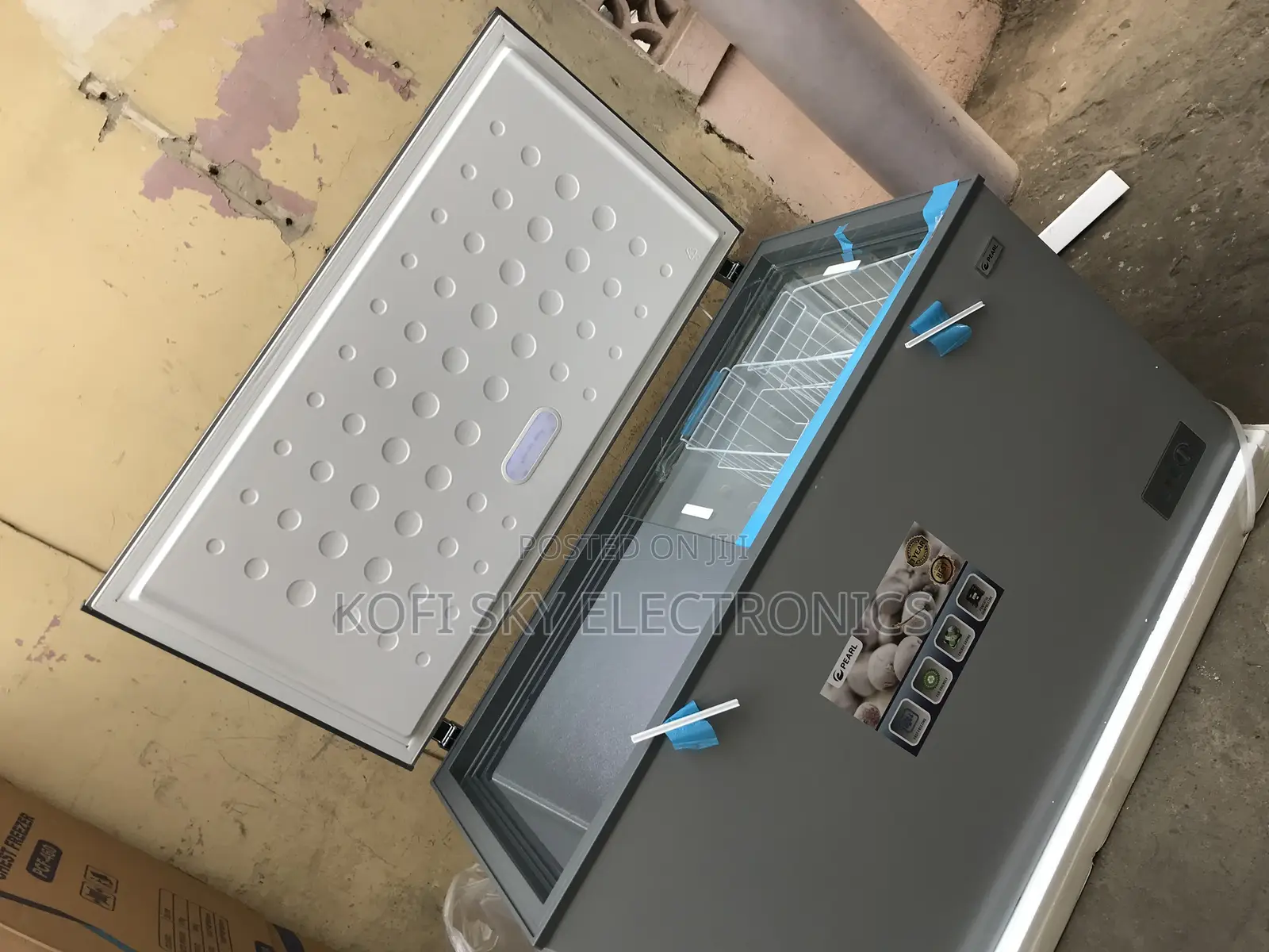 100% Extra More Pearl 380litres Chest Freezer