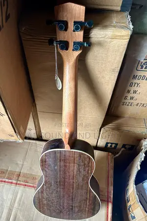 Acl Ukelele With Aquila Strings
