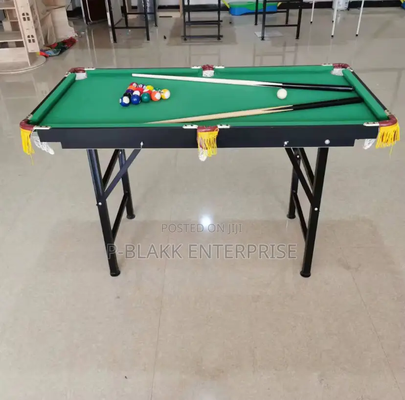 Snooker Table With Stick and Balls/ Pool Table 160cm