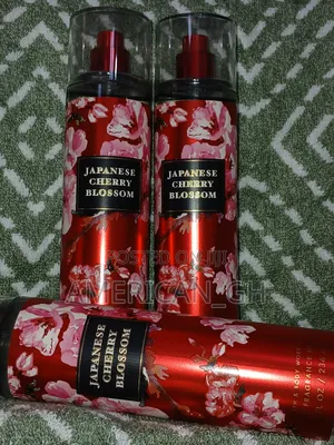 Bath and Body Works(Japanese Cherry Blossom) Splash