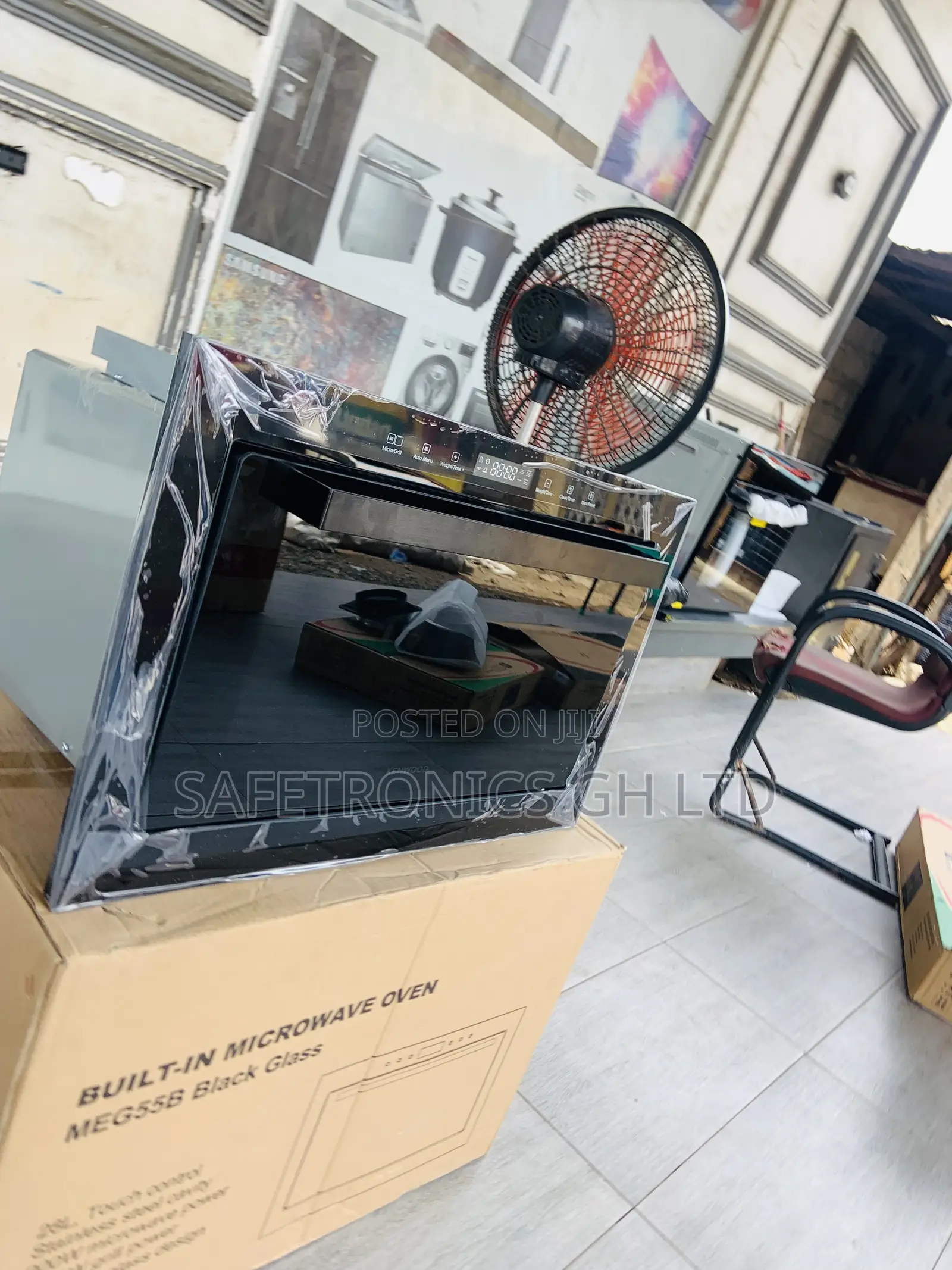 Get Discount on Tempered Black in-Built Microwave 60cm