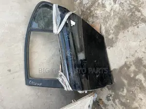 BMW F30 Door Available