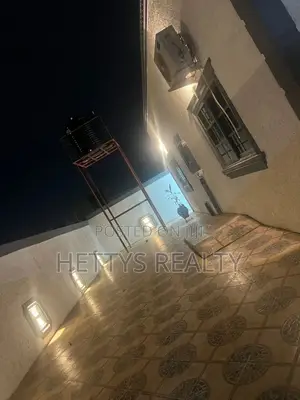 3bdrm House in Oyarifa for sale