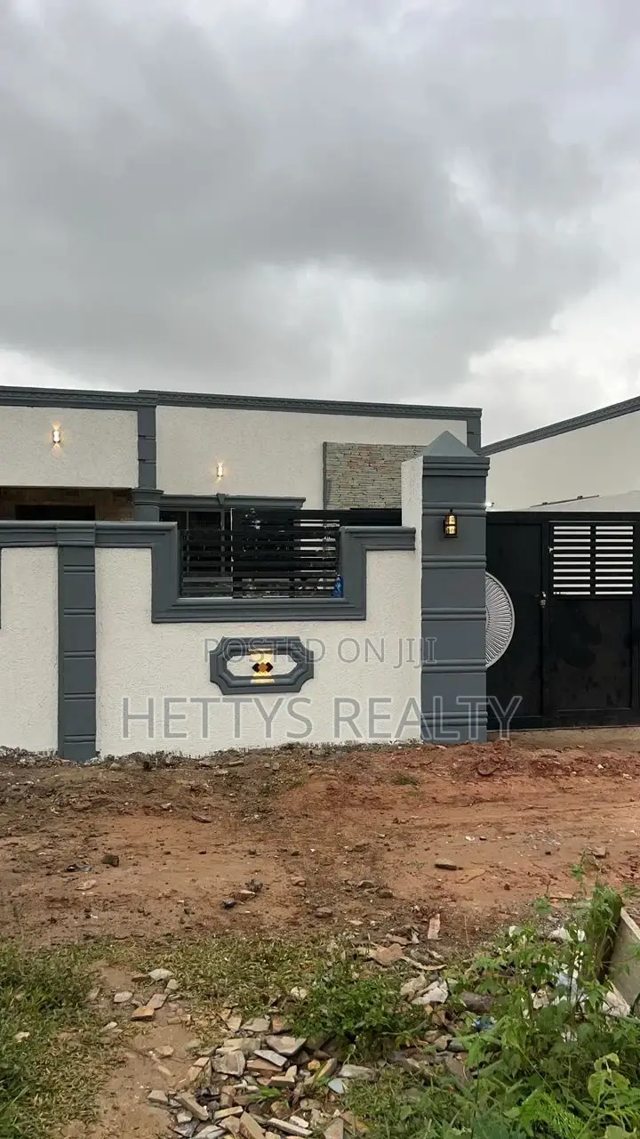 3bdrm House in Oyarifa for sale