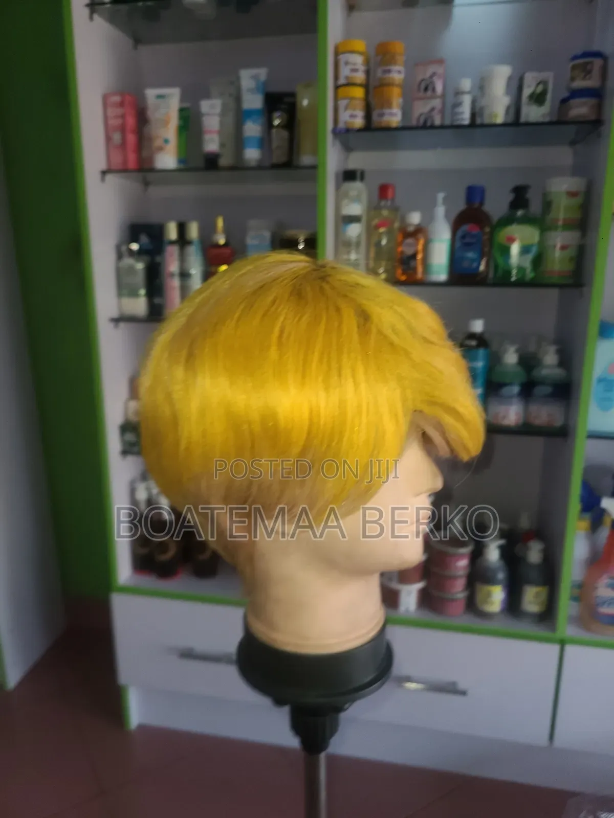 Golden Blonde Pixie Cut Wig