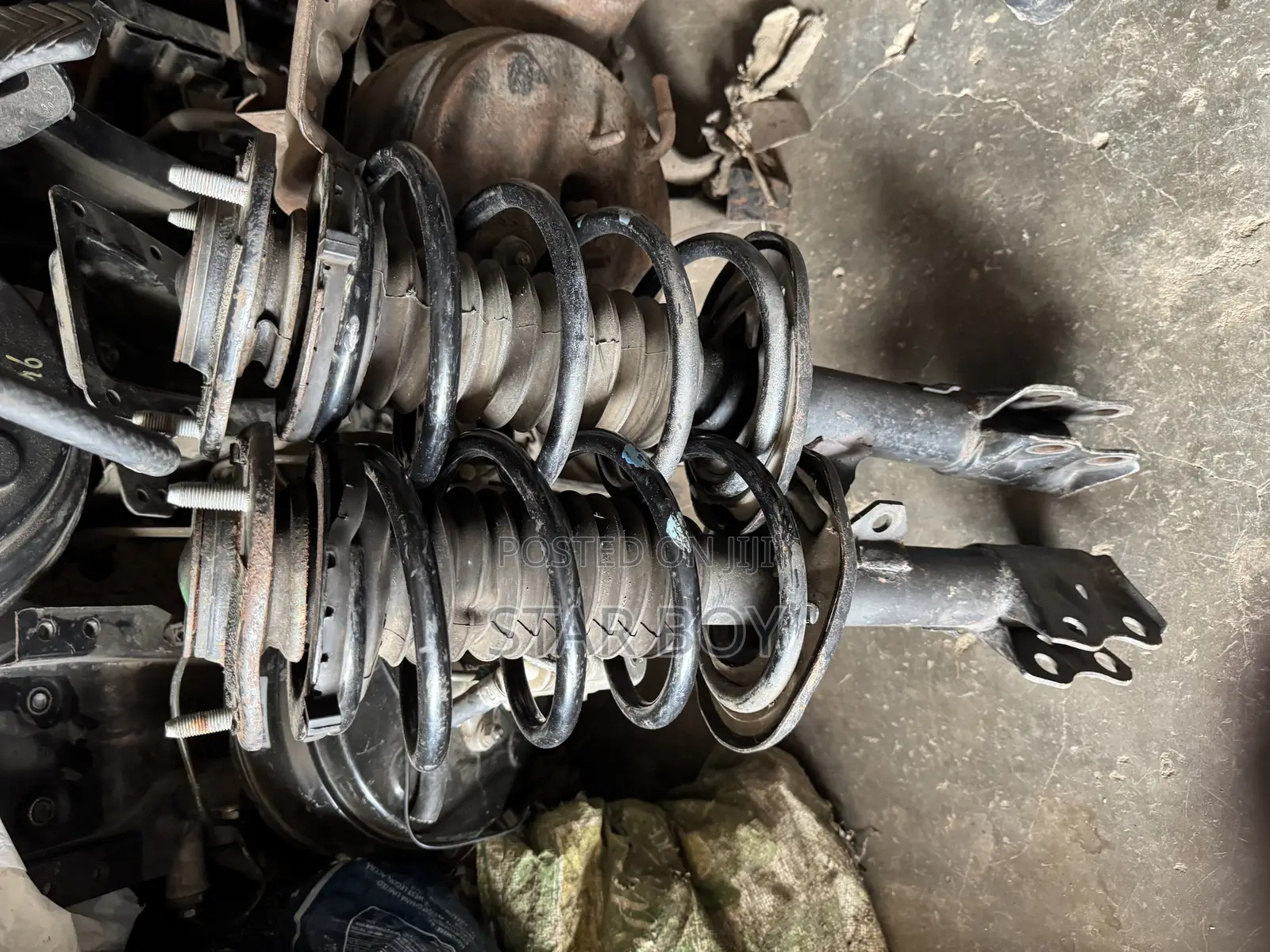 Toyota Corolla :2012 to 2018 Front Shocks Absorbers