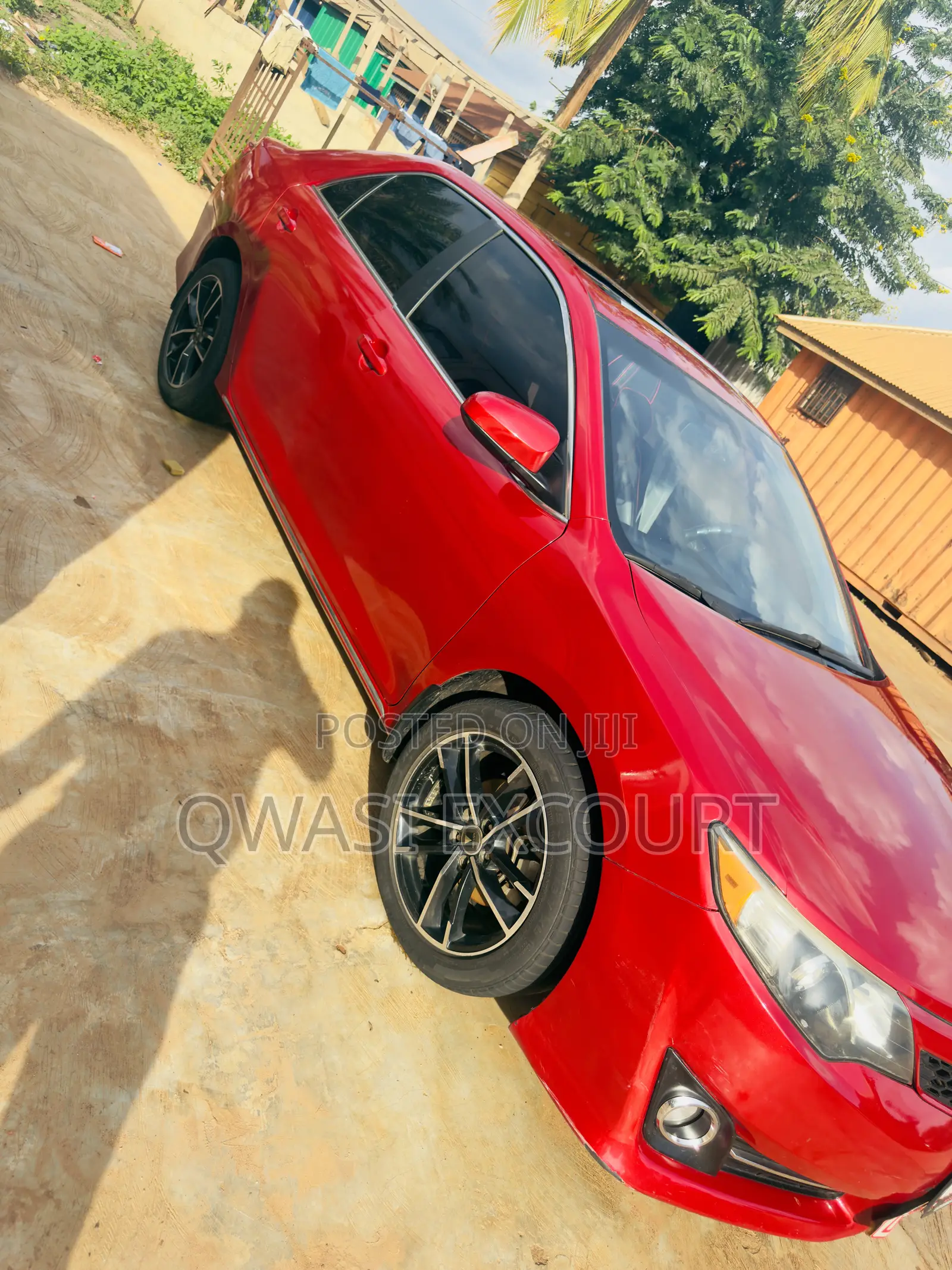 Toyota Camry XLE 4dr Sedan (2.5L 4cyl 6A) 2014 Red