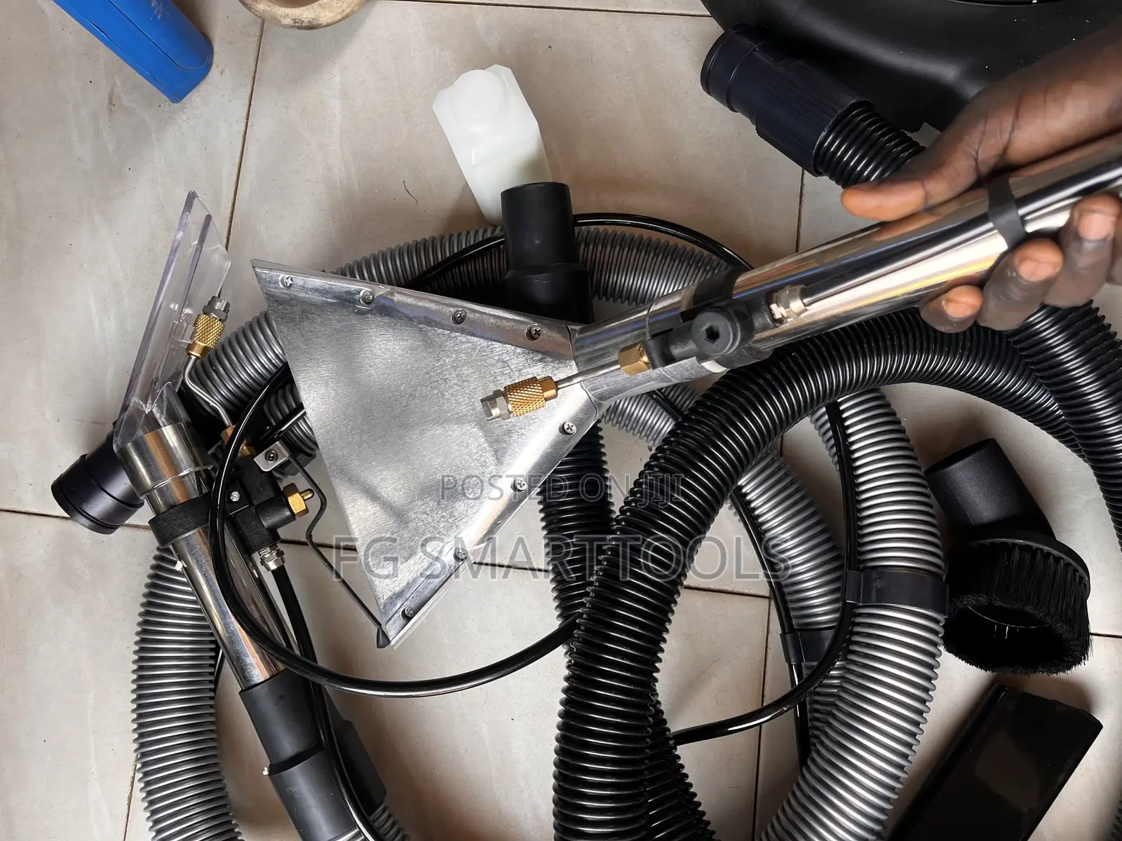 Carpet Sofa Vacuum Cleaner and Extractor 30l