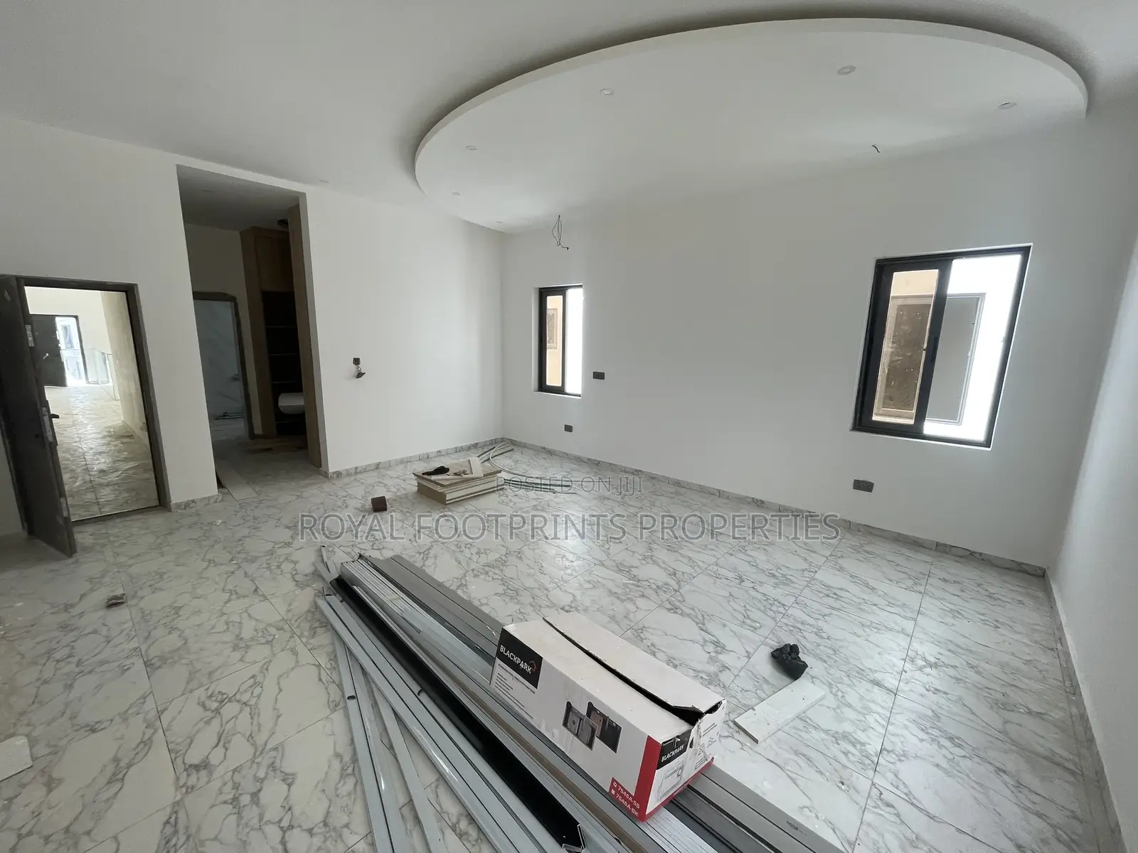 4bdrm House in Luxelooks Properties, Ashaley Botwe for rent