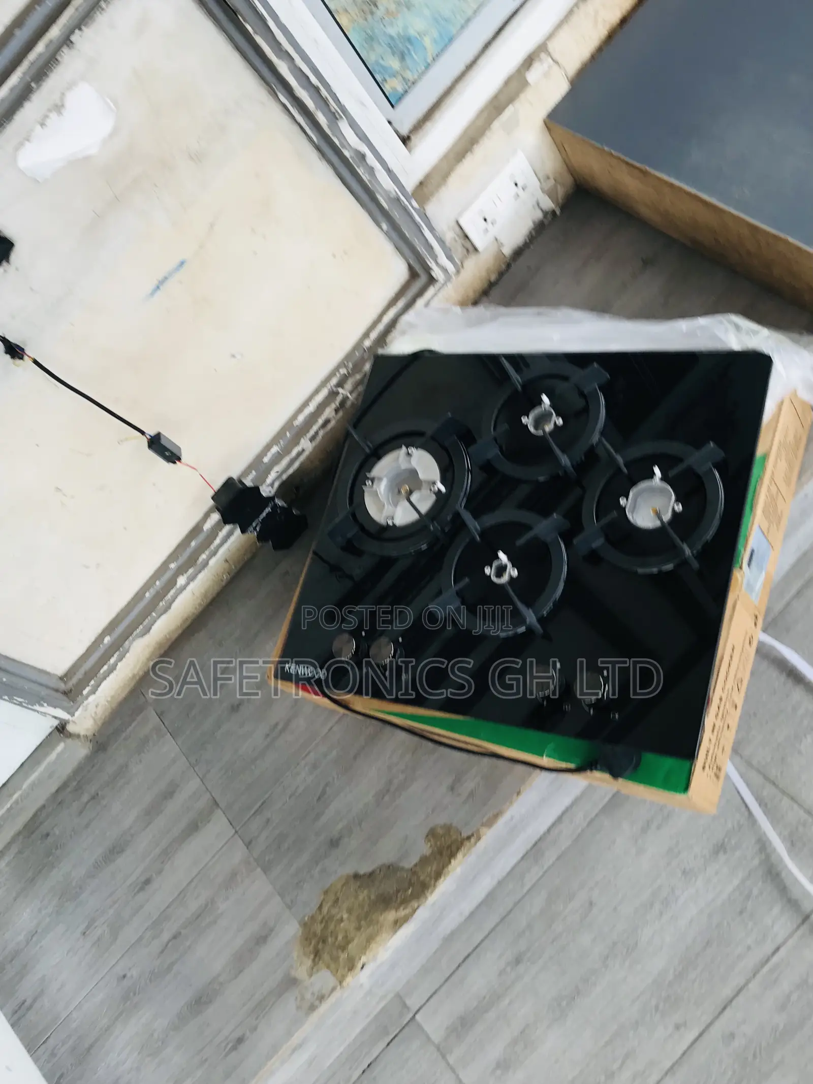 Good Fast 4 Gas Tempered 60cm Black Glass Cooker
