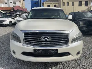 Photo - Infiniti QX56 2011 White