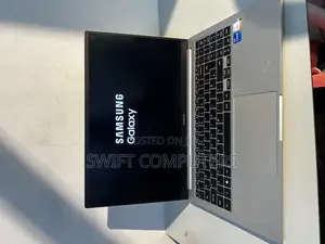 Laptop Samsung Galaxy Book3 360 15 NP750QFG 8GB Intel Core i5 SSD 512GB