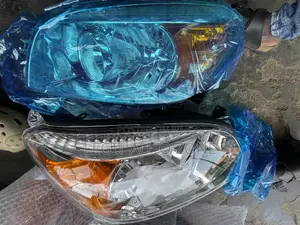 Toyota Rav4 2006,2007,2008 Headlight