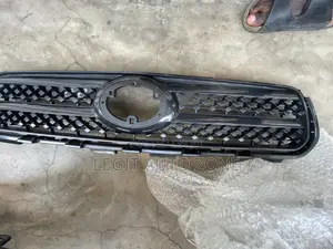 Toyota Rav4 2006,2007,2008 Front Shells