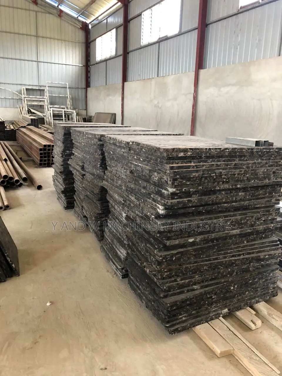 We Have in Stock Quality Block Pallet at Factory Price