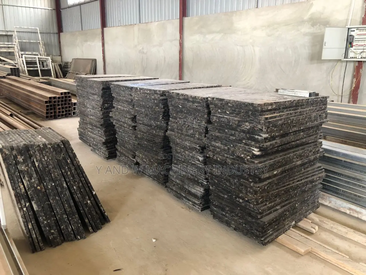 We Have in Stock Quality Block Pallet at Factory Price