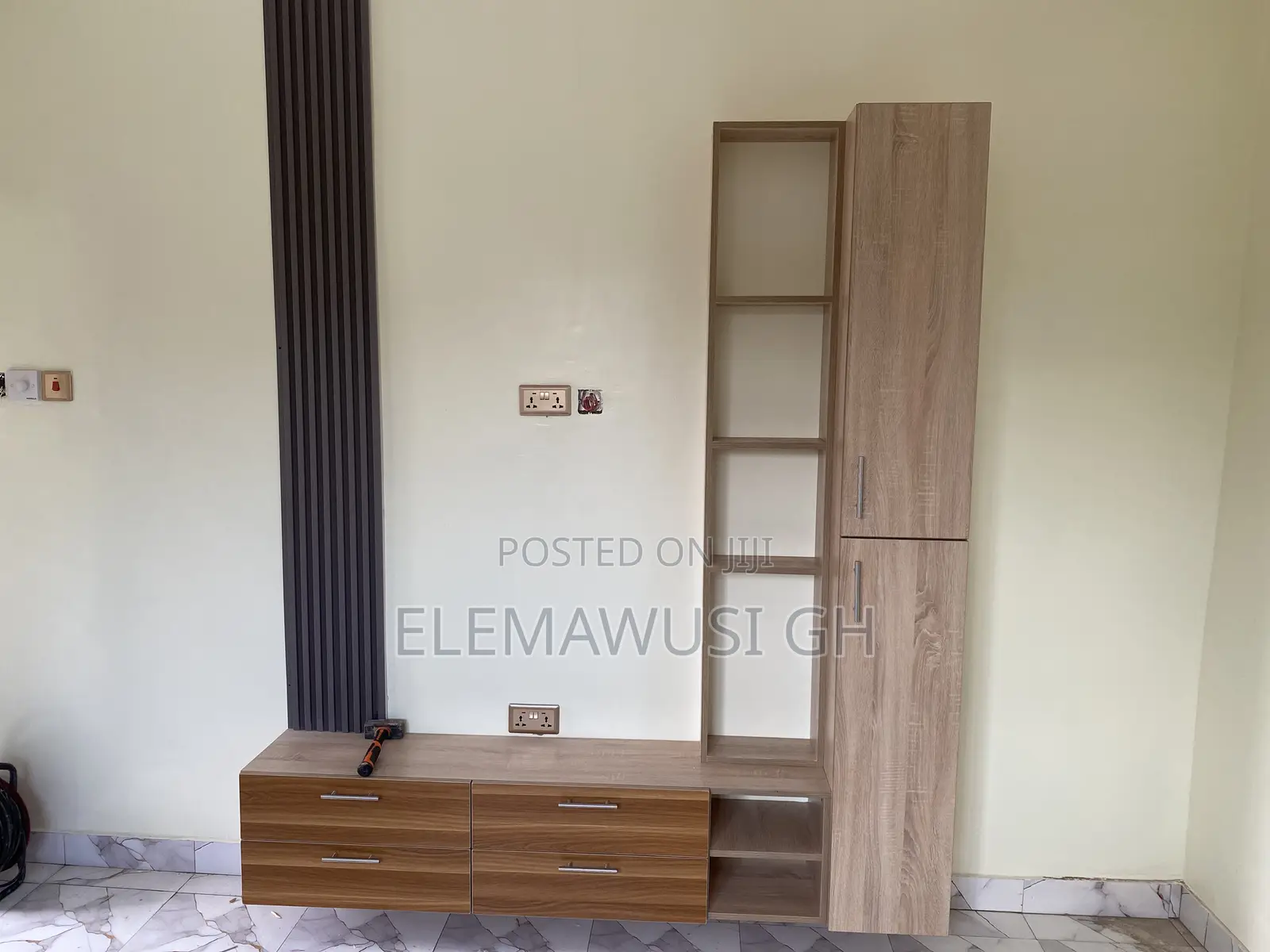 Mordern Tv Stand