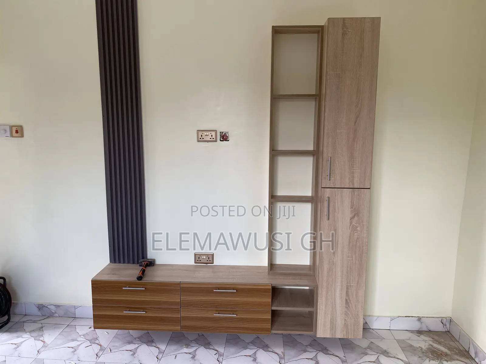 Mordern Tv Stand
