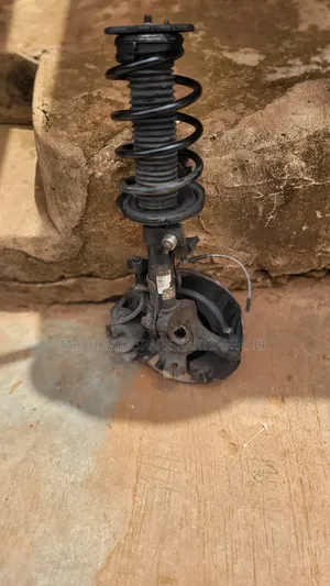 Mazda 3 Ffront Shock And Hub
