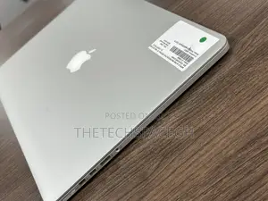 Laptop Apple MacBook Pro 2015 16GB Intel Core I7 SSD 256GB
