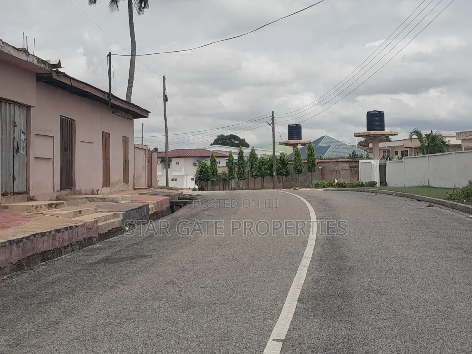 Plot for Sale at Tech Maxima ( Well Located)