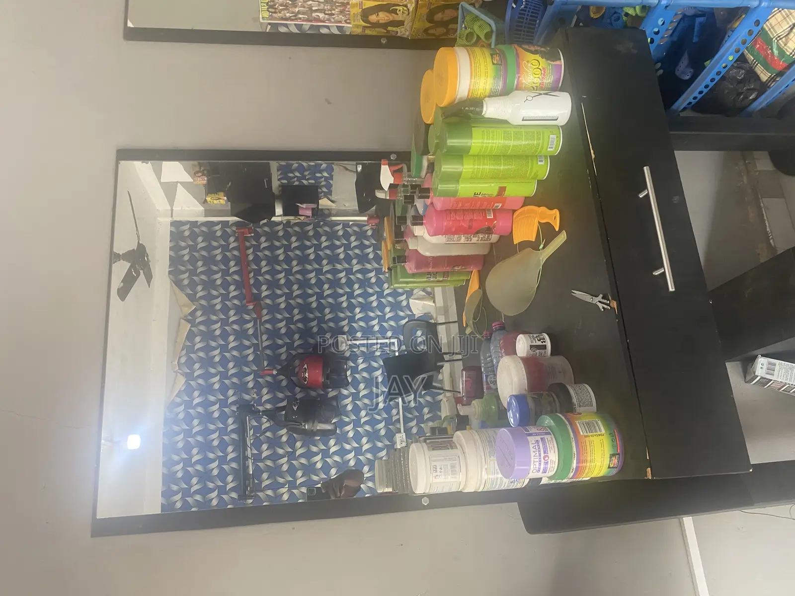 Barbering Mirror