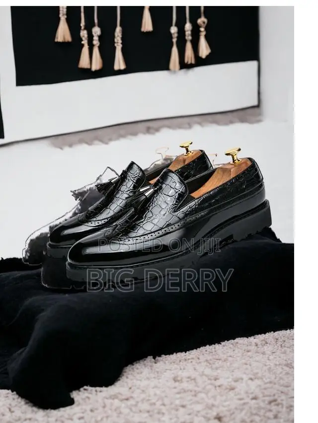 Vintage Wingtip Tassel Shoe
