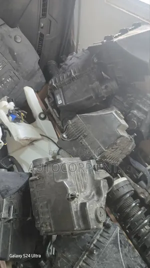 2017 - 2020 Jaguar Air Cleaners