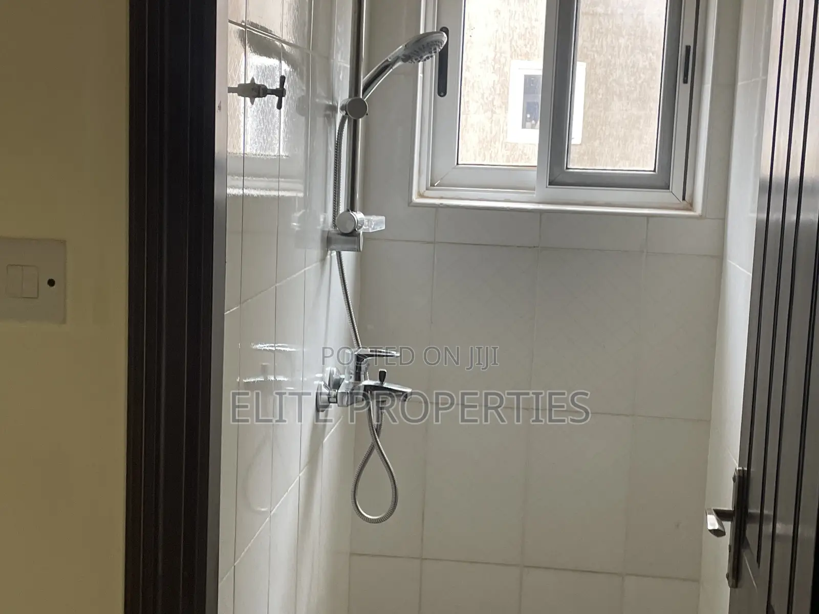 2bdrm Apartment in Comm.25 Devtraco, Tema Metropolitan for rent