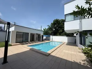 Furnished 6bdrm House in Cantonment Labone, DVLA Area for rent