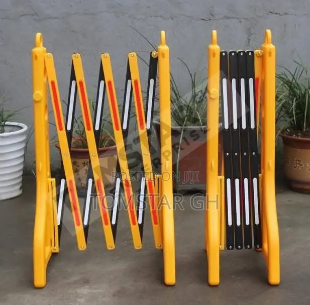 Telescopic Fence Barricades