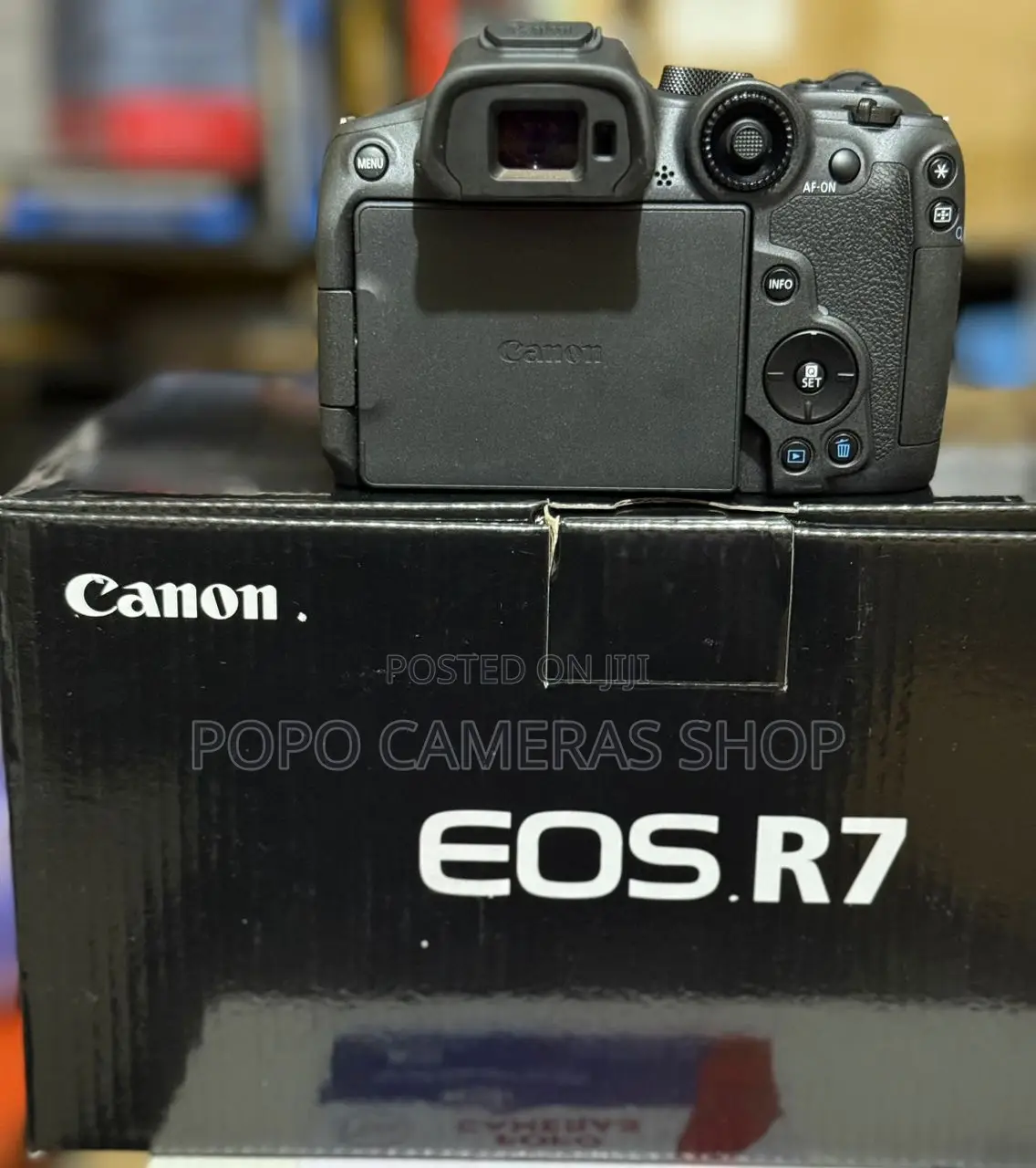 Canon Eos R7 Body