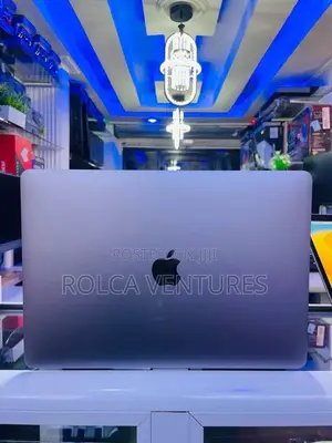 Laptop Apple MacBook Pro 2017 8GB Intel Core i5 SSD 256GB