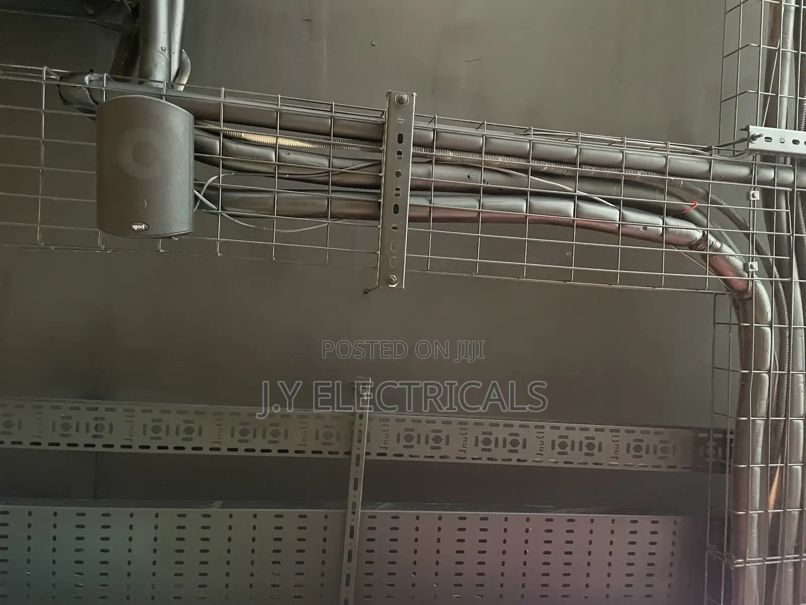Cable Tray, Ladder Mesh. Amoured Cables,Copper Strip