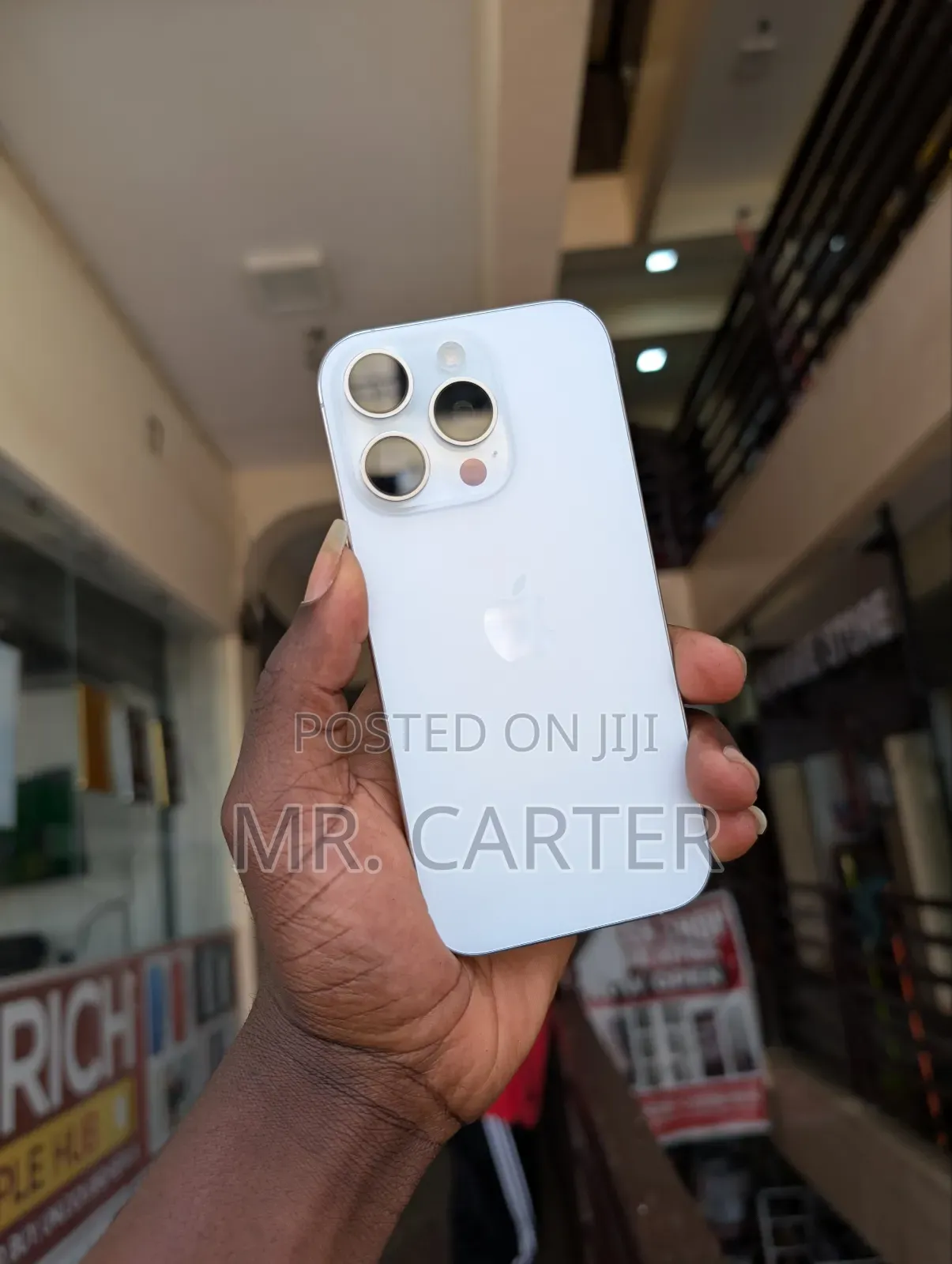 New Apple iPhone 16 Pro 128 GB White