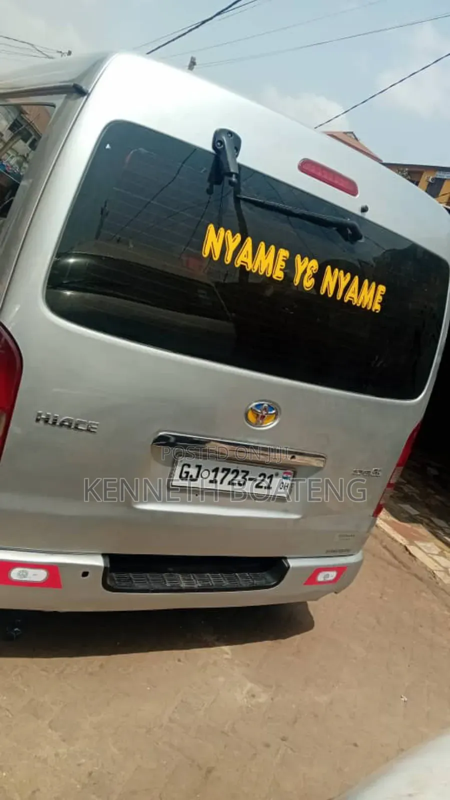 Toyota HiAce 2010 Silver