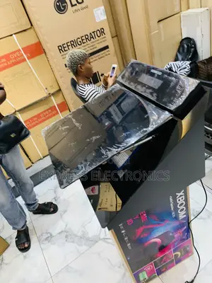 Photo - Located at Adabraka for Range Hood Kenwood Extractor