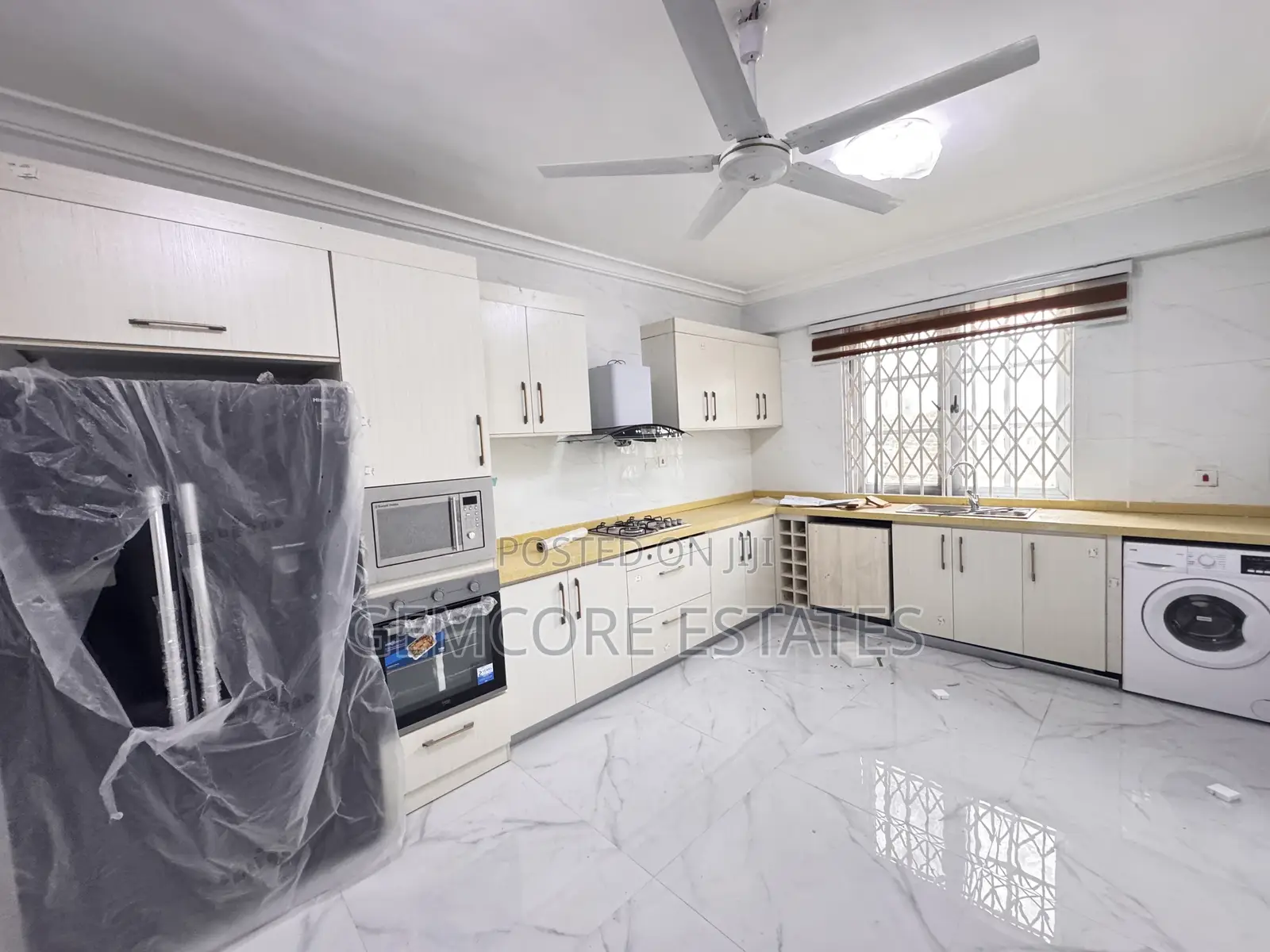3bdrm Apartment in Ability Square Down, East Legon for rent