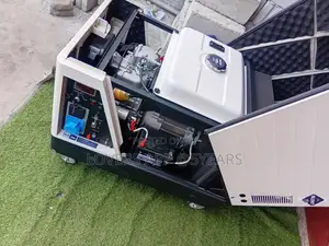 Vibrant Uk-Model Diesel Engine 15kva Generator