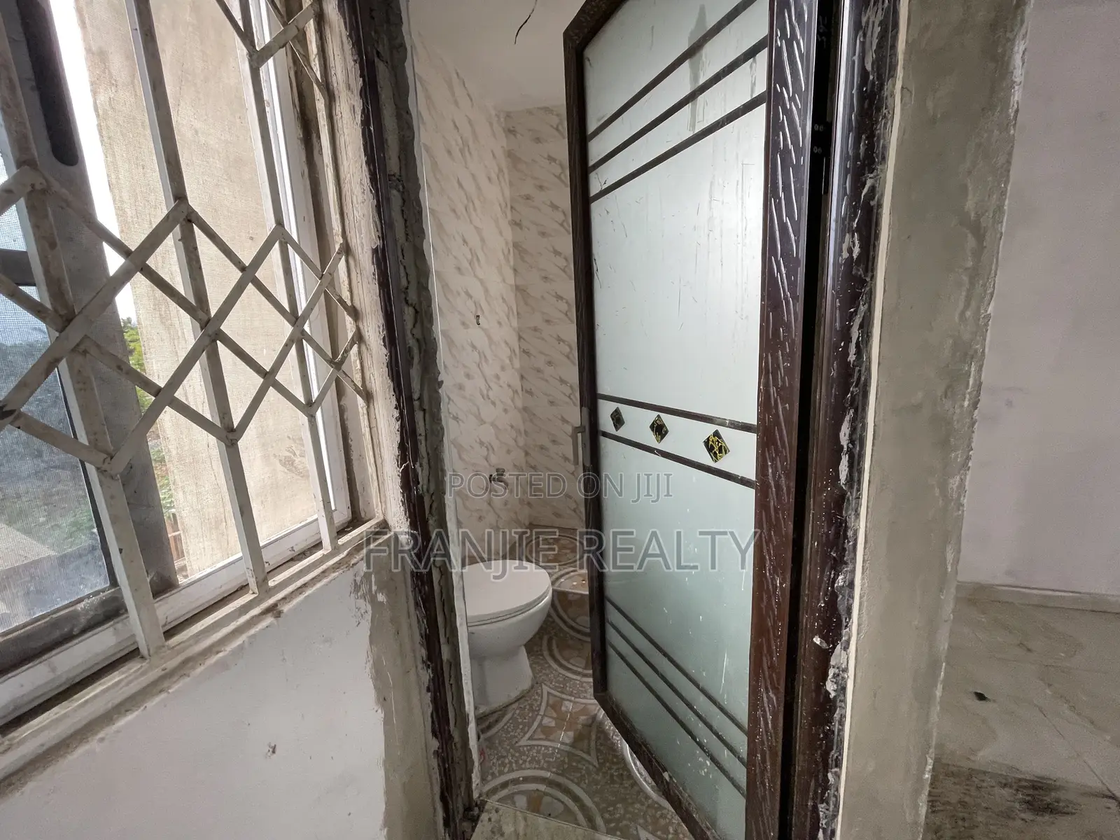 Office Space for Rent at Kasoa New Market