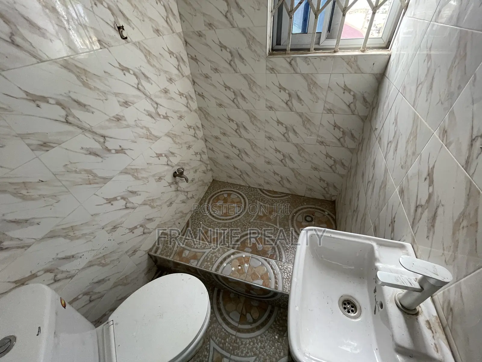 Office Space for Rent at Kasoa New Market