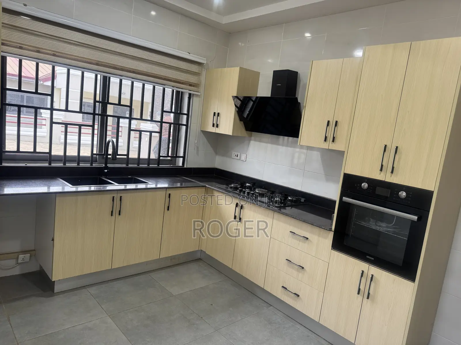 3bdrm House in Tantra Hills, Achimota for sale
