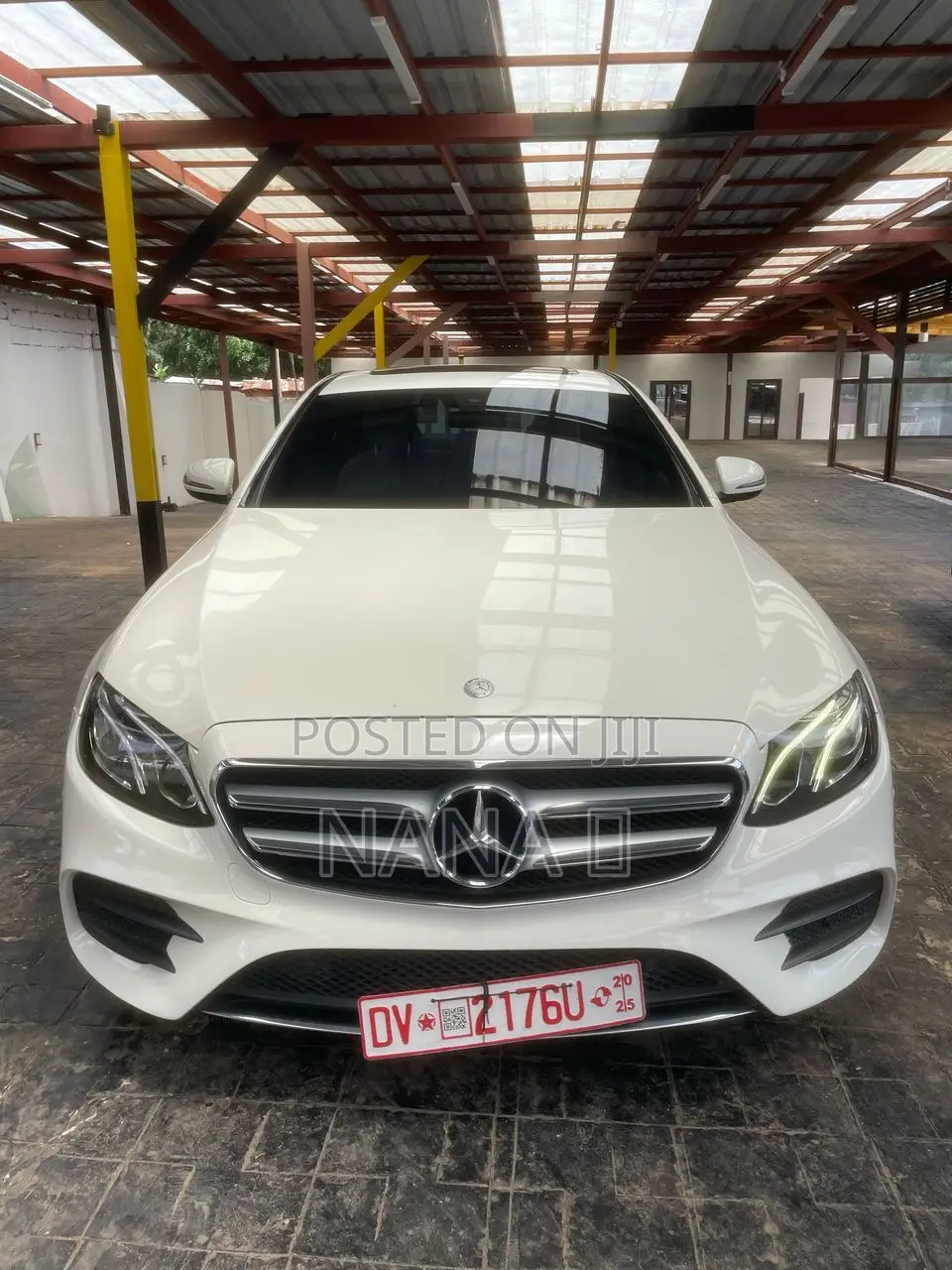 Mercedes-Benz E300 4Matic AWD Sedan (2.0L 4cyl 9A) 2017 White