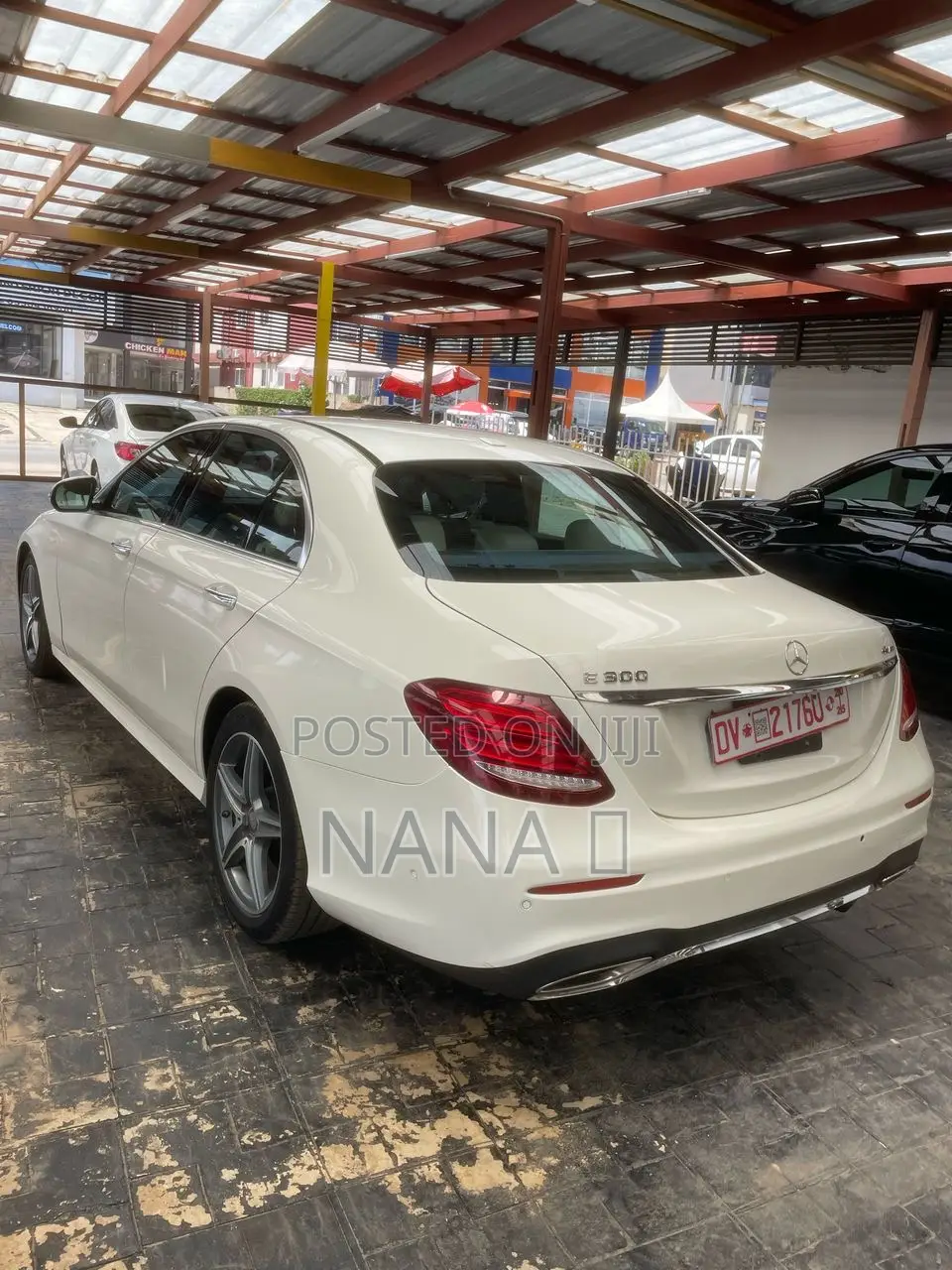 Mercedes-Benz E300 4Matic AWD Sedan (2.0L 4cyl 9A) 2017 White